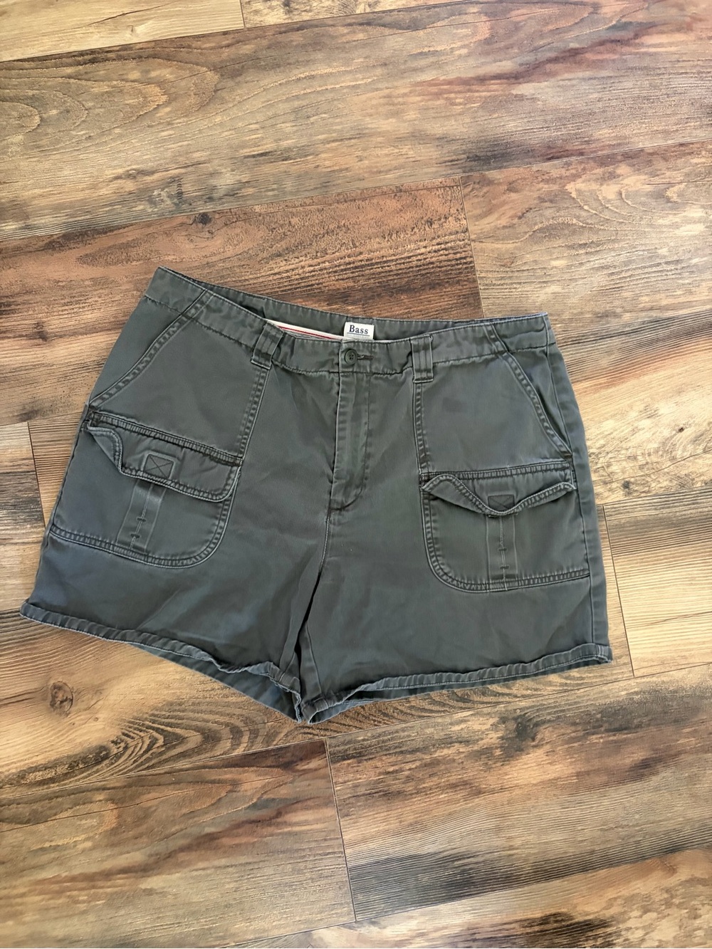 Bass Olive Utility Cargo Shorts with Flap Pockets